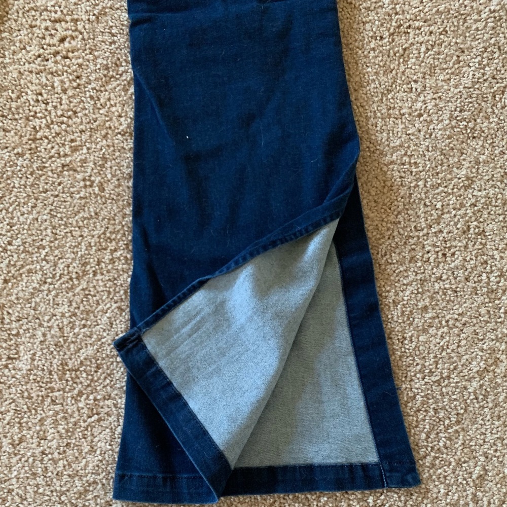 Bell Flare Mid Rise jean - Picture 3 of 3